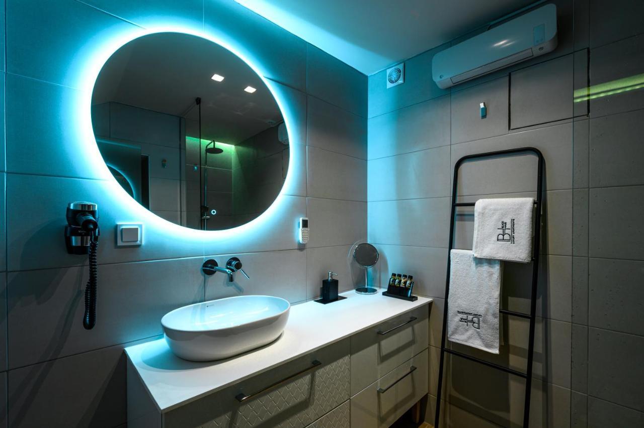 Blackhaus Apartments Tesalonika Bagian luar foto